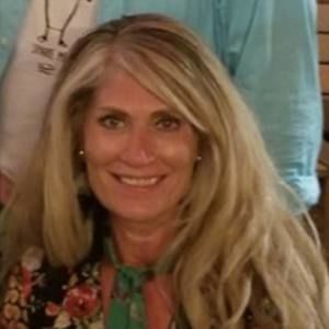 Meet your Posher, Lora